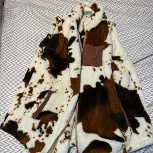 Fuzzy cowprint vest